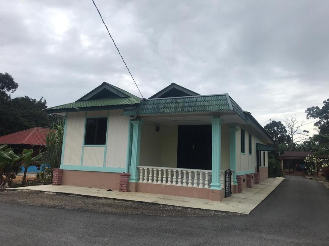 Opro S&S Homestay Pagoh Malay Only Muar Luaran gambar